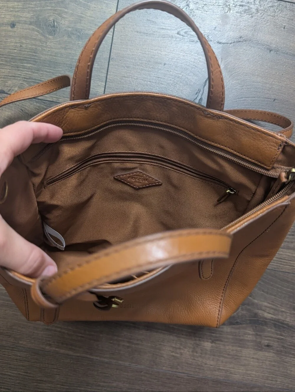 Fossil Leather Camilla Tote Back Pack/Cross BodyWith Key Bag